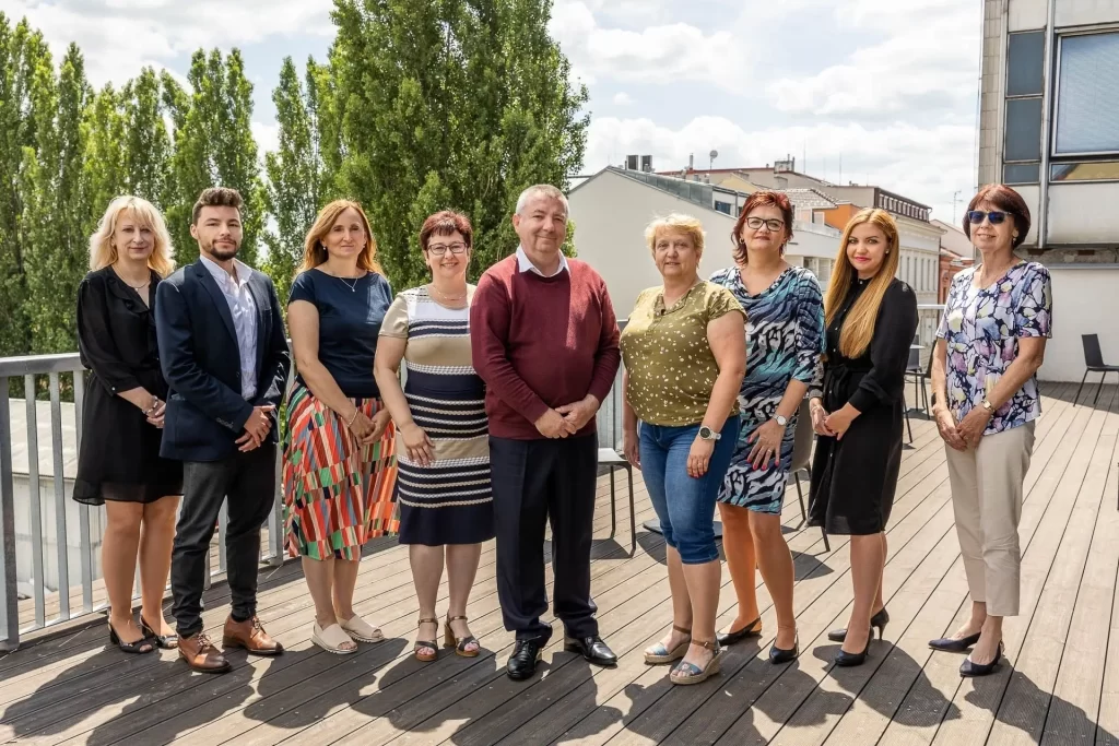 Online i prezenční rekvalifikační kurzy účetnictví, mezd a daní MŠMT